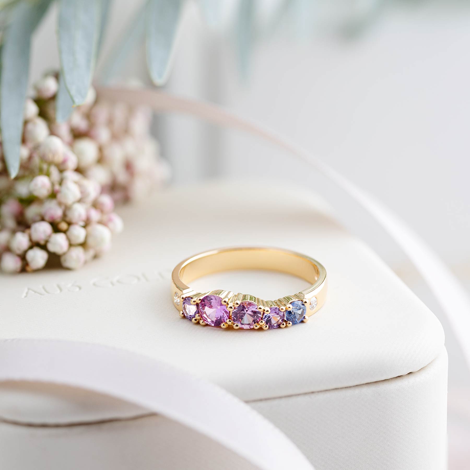 Keto Meadow 2,5mm - Pink - sapphire & diamond ring – Au3 Goldsmiths