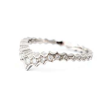 Diamond Queen ring, alliance with white tw/vs diamonds, design Anu Kaartinen, Au3 Goldsmiths