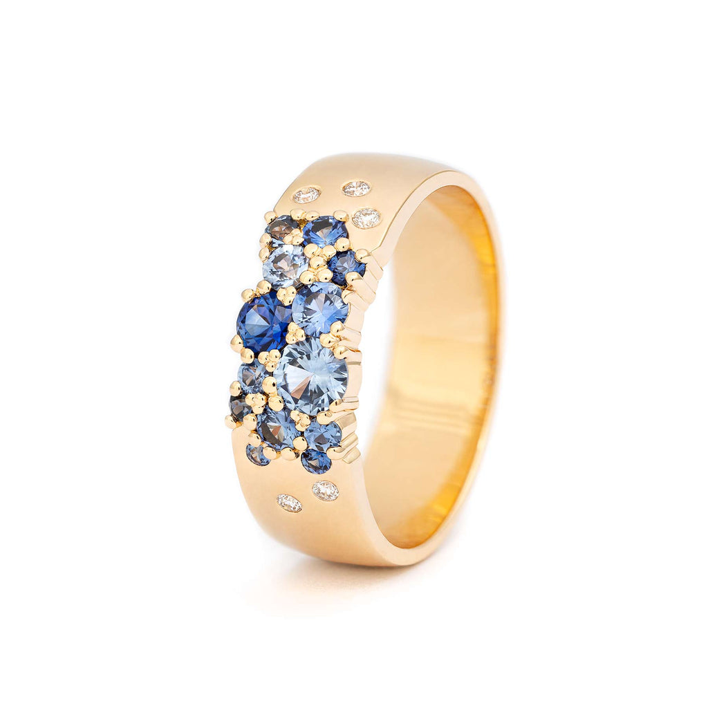 Keto Meadow 6mm ring in 750 yellow gold, with blue sapphires and white tw/vs diamonds. Design by Jussi Louesalmi, Au3 Goldsmiths.