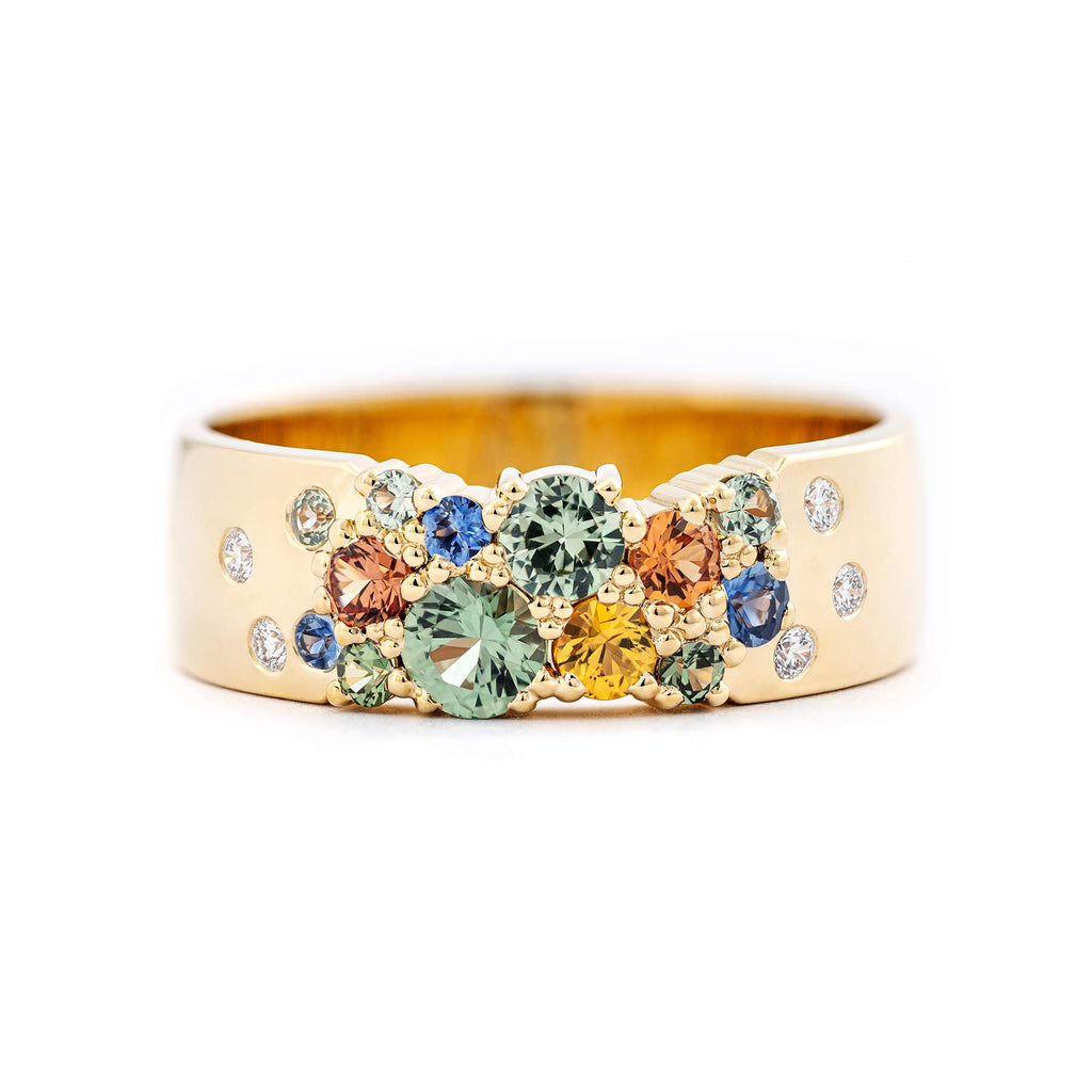 Autumn colors: green, blue, orange and yellow sapphires in this 6mm wide Keto Meadow diamond ring, design by Jussi Louesalmi, Au3 Goldsmiths