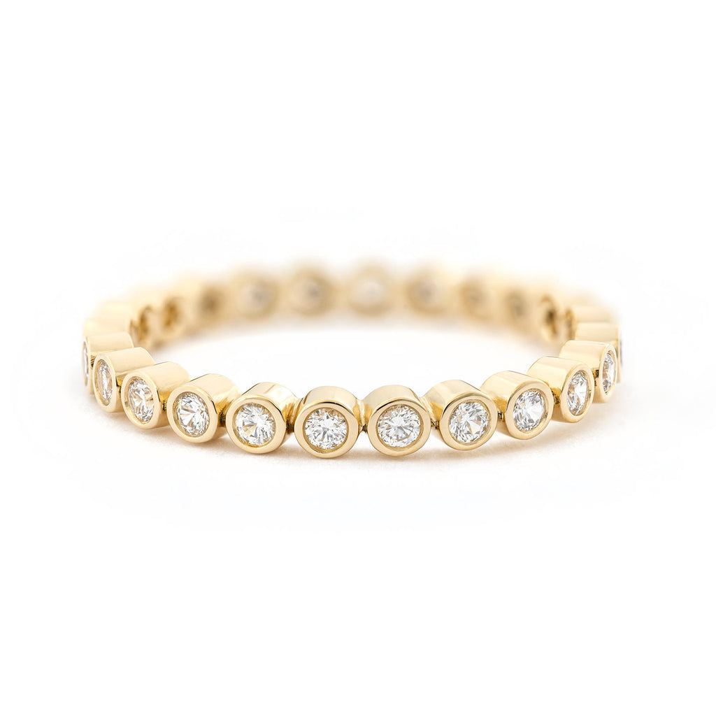Golden alliance diamond ring Pearl, design by Jussi Louesalmi, Au3 Goldsmiths